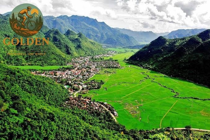 12-Day North Vietnam Cycling Adventure: Off the Beaten Path from Hanoi to Ninh Binh